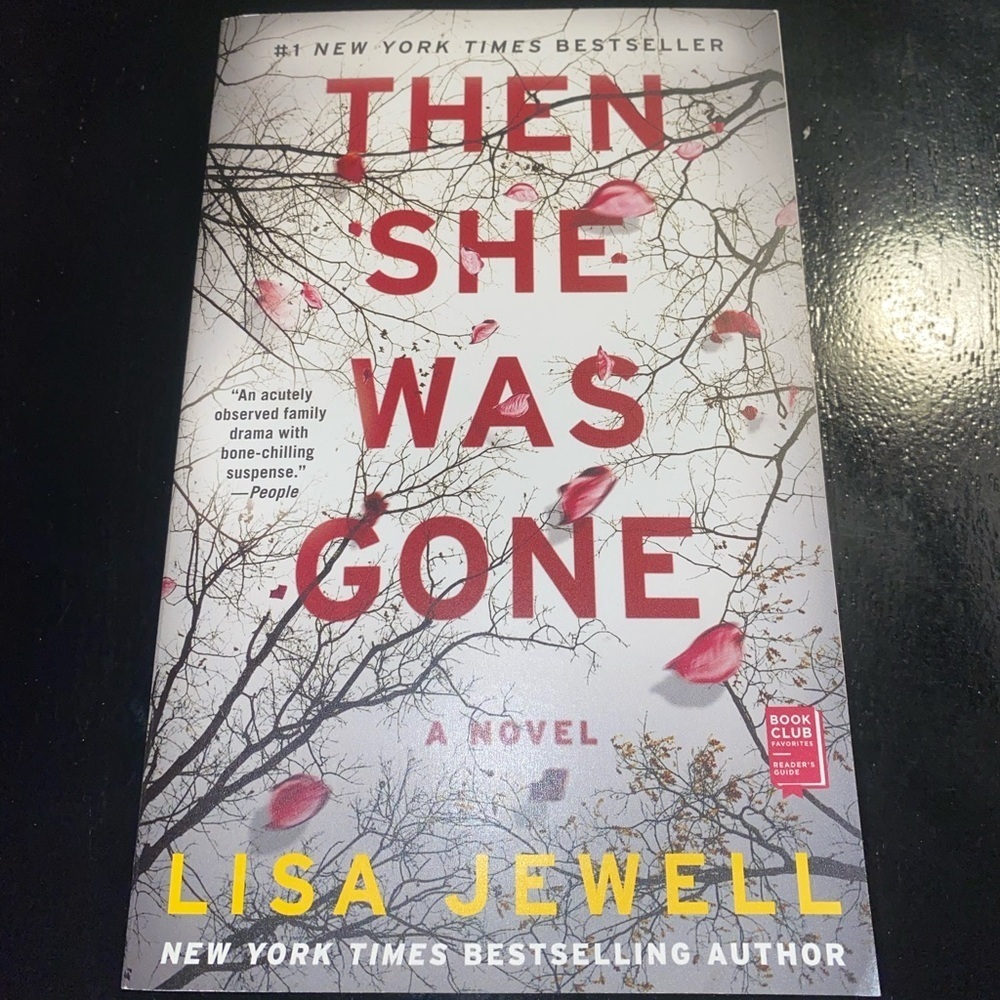 Book by Lisa Jewell “Then She Was Gone” New York Times best Seller